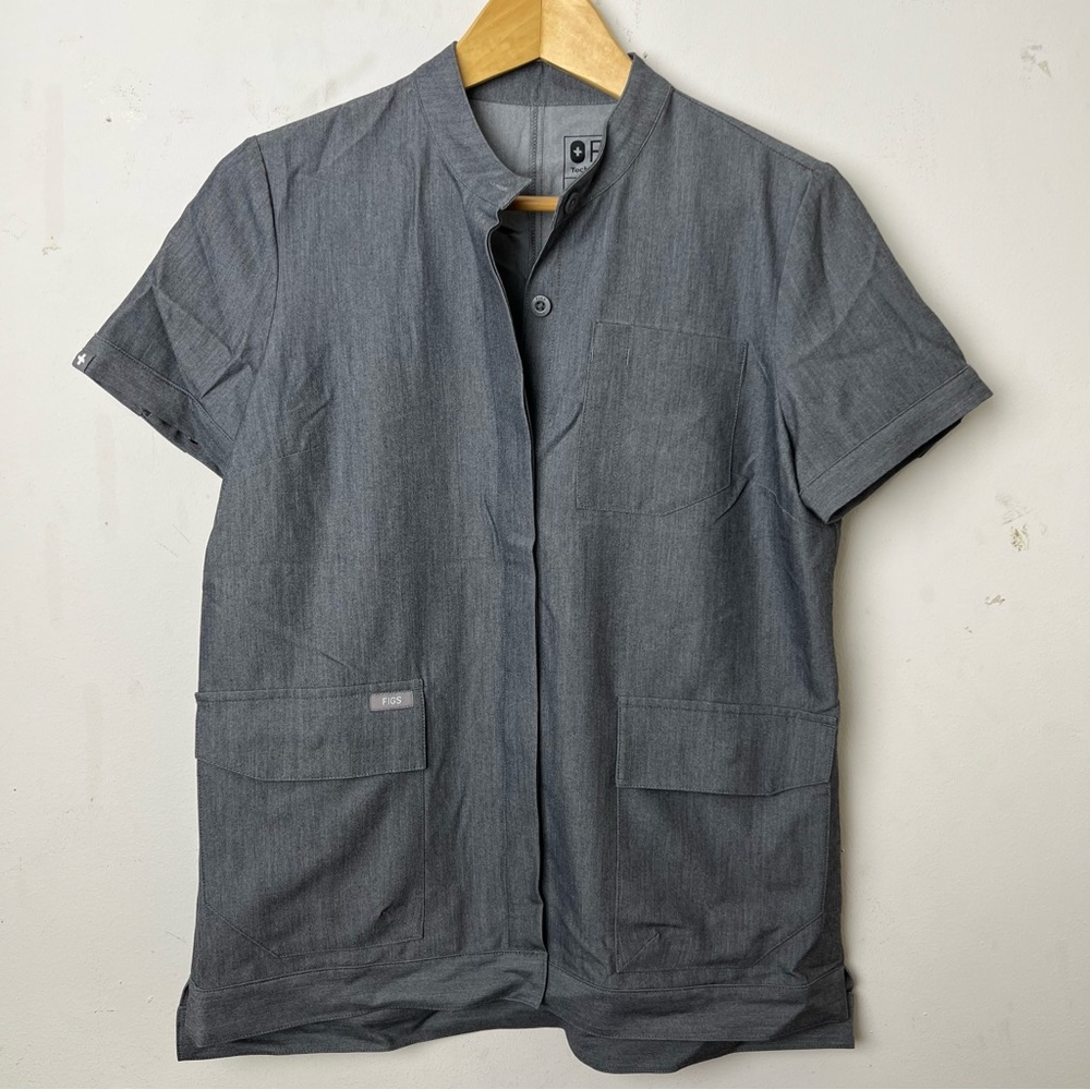X-Small Figs Women’s Limited Edition Button down Graphite Scrub Top